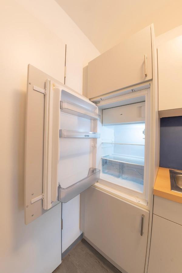 Stay Apartmenthaus Und Monteurzimmer มานไฮม์ ภายนอก รูปภาพ
